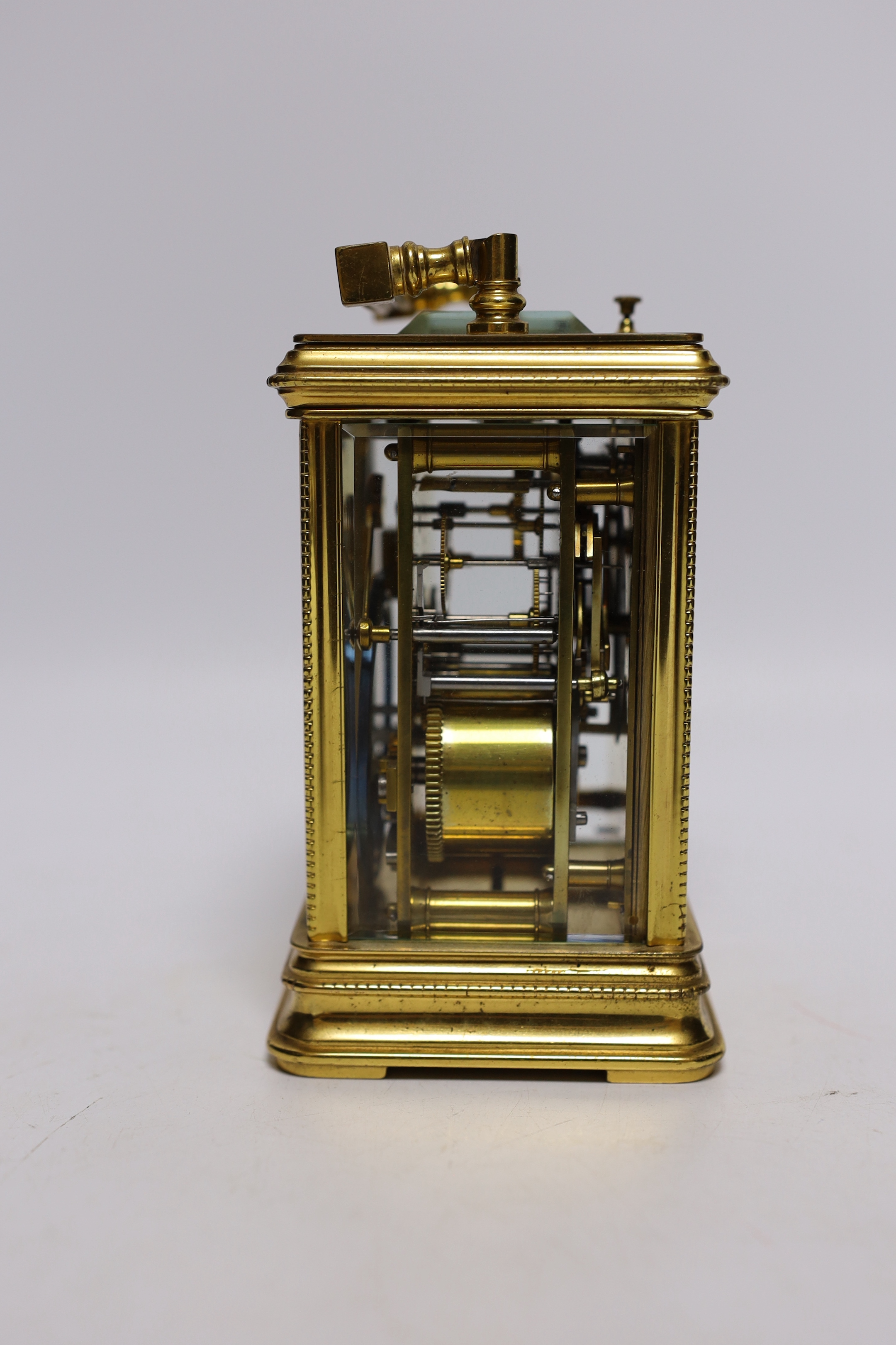 An early 20th century brass repeating carriage clock, 15cm